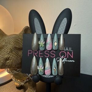 Gold and Green stiletto Press-On Nails with Whimsical Patterns